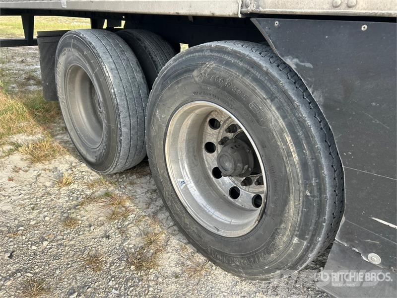 Utility VS2RA 53 ft x 102 in T/A Refrigerated Trailer Температурно-контролирани полуремаркета

