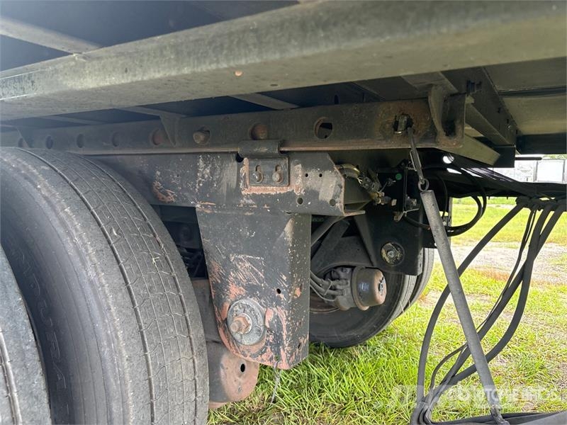 Utility VS2RA 53 ft x 102 in T/A Refrigerated Trailer Temperature controlled semi-trailers