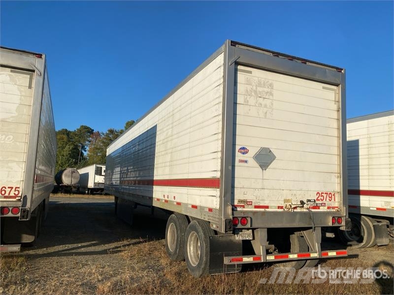 Utility VS2RA 53 ft x 102 in T/A Refrigerated Trailer Semi Reboques Isotérmicos