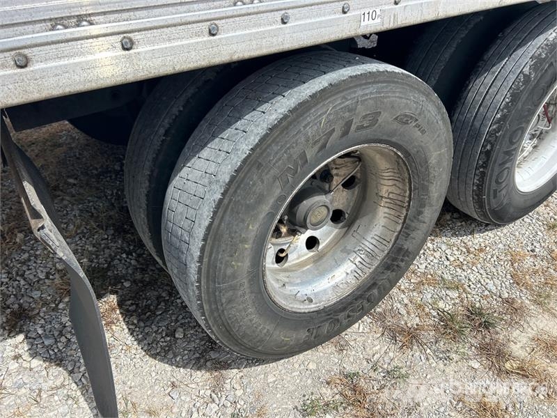 Utility VS2RA 53 ft x 102 in T/A Refrigerated Trailer Напівпричепи-рефрижератори