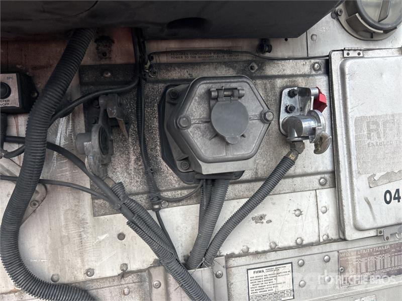 Utility VS2RA 53 ft x 102 in T/A Refrigerated Trailer Puspriekabės su izoterminiu kėbulu