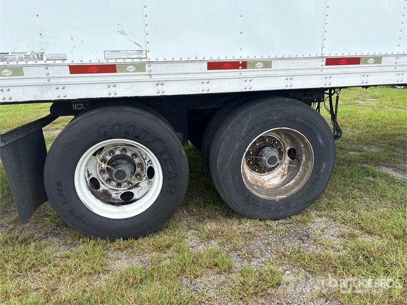 Utility VS2RA 53 ft x 102 in T/A Refrigerated Trailer Temperature controlled semi-trailers