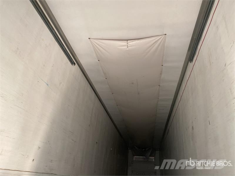 Utility VS2RA 53 ft x 102 in T/A Refrigerated Trailer Semi Reboques Isotérmicos