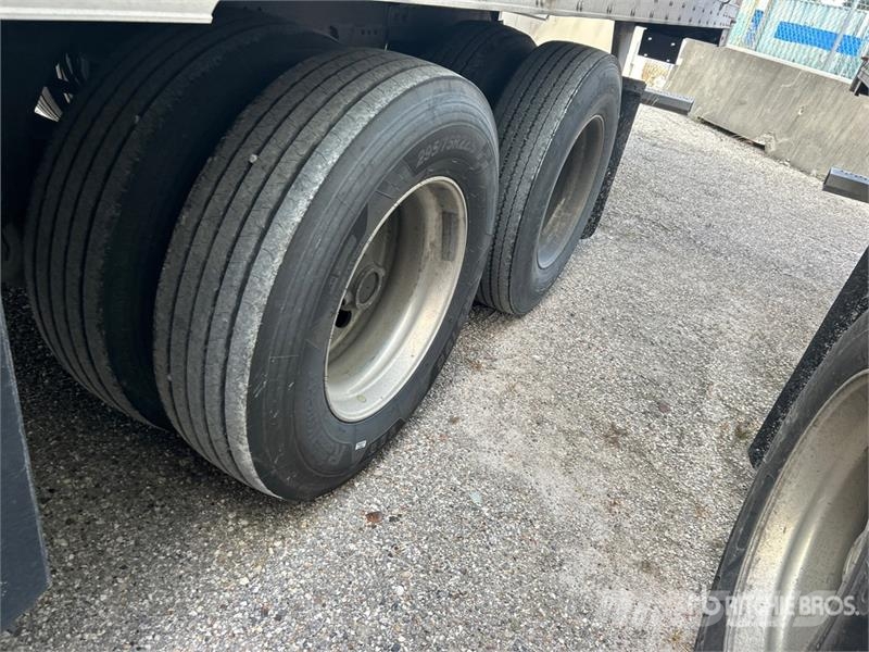 Utility VS2RA 53 ft x 102 in T/A Refrigerated Trailer Semi Reboques Isotérmicos