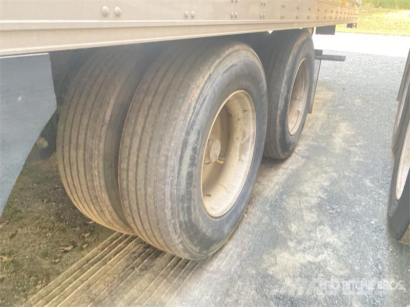 Utility VS2RA 53 ft x 102 in T/A Refrigerated Trailer Kylmä-/Lämpökoripuoliperävaunut