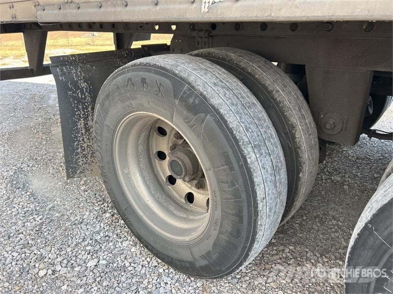 Utility VS2RA 53 ft x 102 in T/A Refrigerated Trailer Puspriekabės su izoterminiu kėbulu