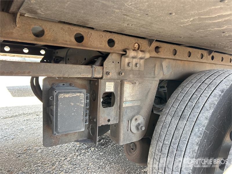 Utility VS2RA 53 ft x 102 in T/A Refrigerated Trailer Puspriekabės su izoterminiu kėbulu