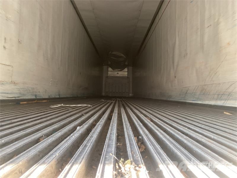 Utility VS2RA 53 ft x 102 in T/A Refrigerated Trailer 控溫式半拖車