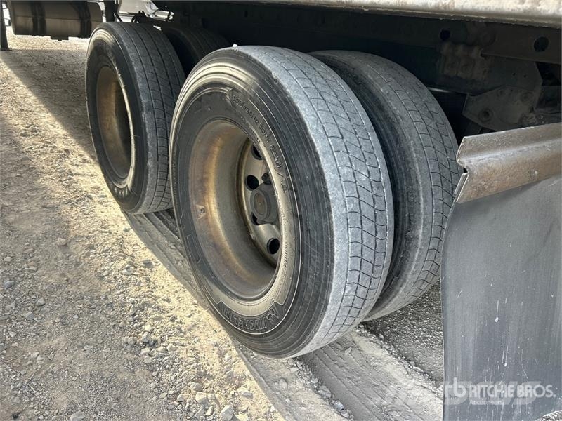 Utility VS2RA 53 ft x 102 in T/A Refrigerated Trailer Piekabes ar temperatūras kontroli