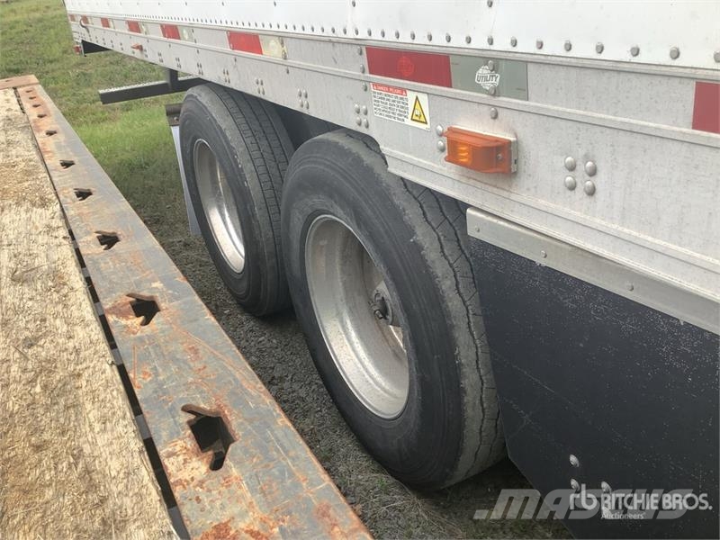 Utility VS2RA 53 ft x 102 in T/A Refrigerated Trailer Piekabes ar temperatūras kontroli