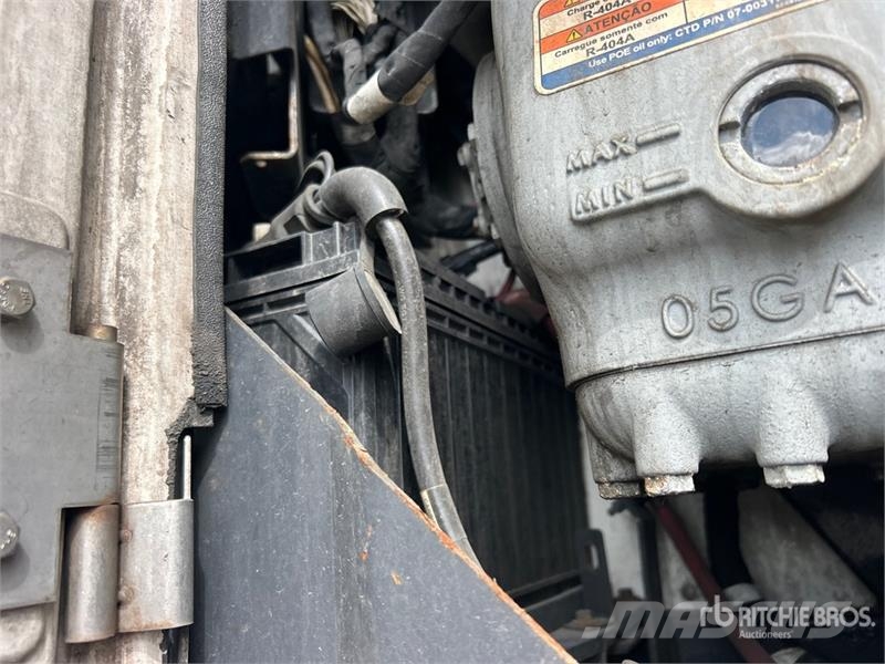 Utility VS2RA 53 ft x 102 in T/A Refrigerated Trailer Semi Reboques Isotérmicos