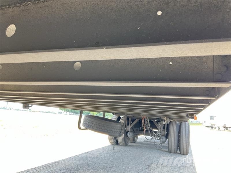 Utility VS2RA 53 ft x 102 in T/A Refrigerated Trailer Frysetrailer Semi