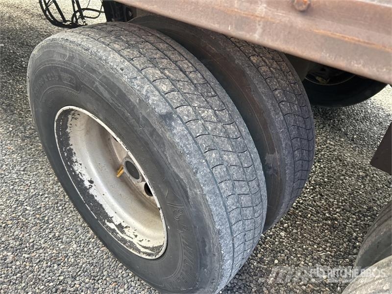 Utility VS2RA 53 ft x 102 in T/A Refrigerated Trailer Puspriekabės su izoterminiu kėbulu