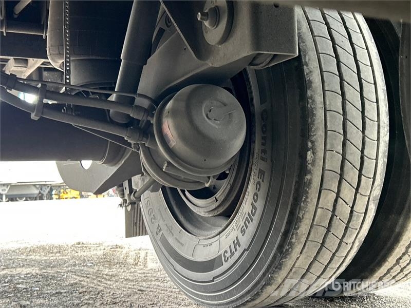 Utility VS2RA 53 ft x 102 in T/A Refrigerated Trailer Температурно-контролирани полуремаркета