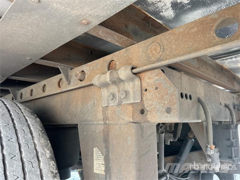 Utility VS2RA 53 ft x 102 in T/A Refrigerated Trailer Puspriekabės su izoterminiu kėbulu