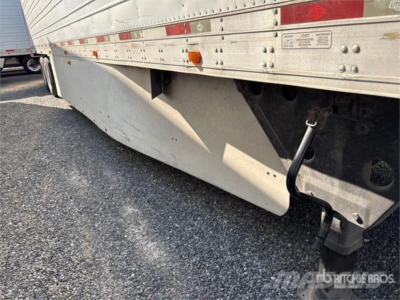 Utility VS2RA 53 ft x 102 in T/A Refrigerated Trailer 保温半挂车