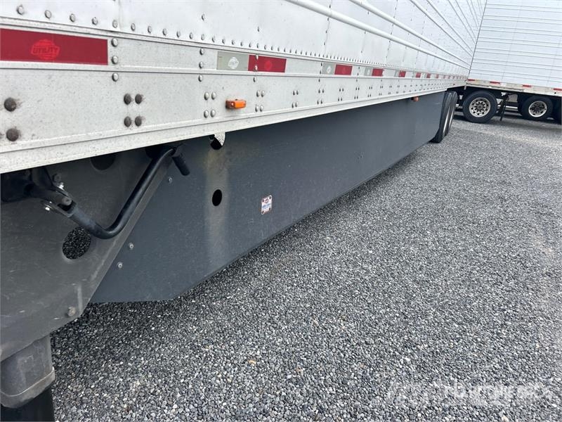 Utility VS2RA 53 ft x 102 in T/A Refrigerated Trailer Semi Reboques Isotérmicos