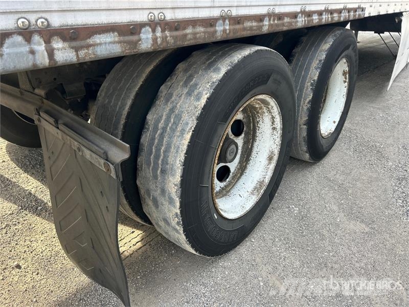 Utility VS2RA 53 ft x 102 in T/A Refrigerated Trailer Piekabes ar temperatūras kontroli