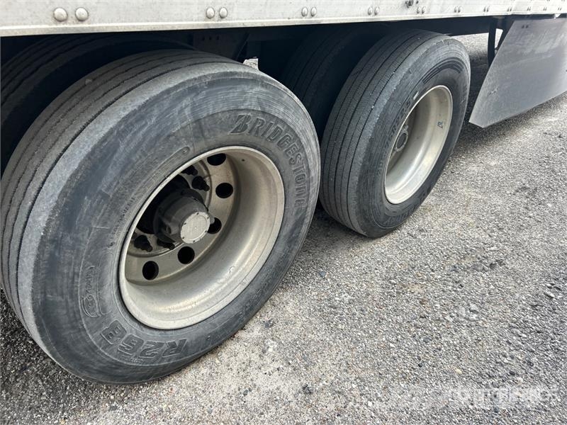 Utility VS2RA 53 ft x 102 in T/A Refrigerated Trailer Semi Reboques Isotérmicos