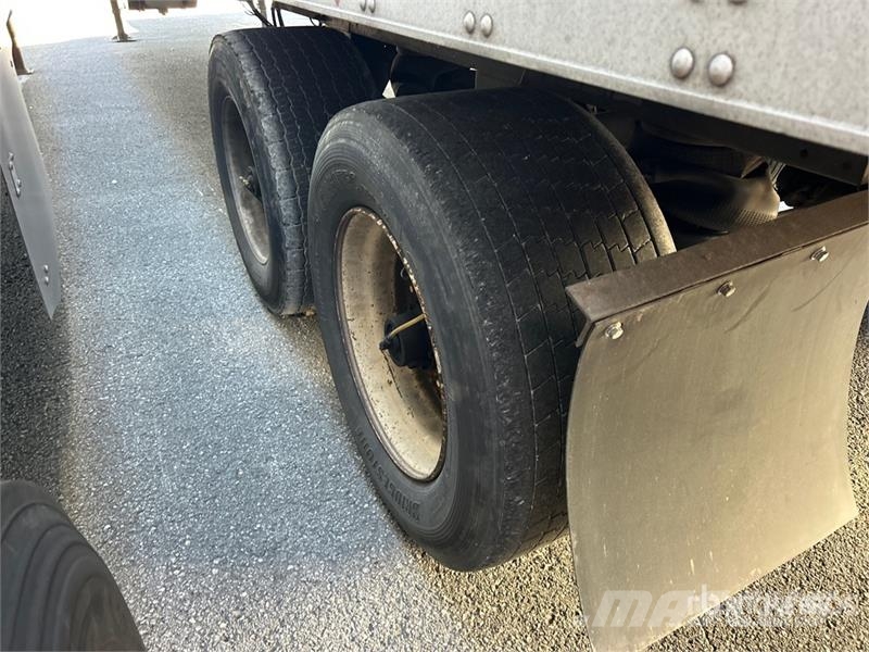 Utility VS2RA 53 ft x 102 in T/A Refrigerated Trailer Напівпричепи-рефрижератори