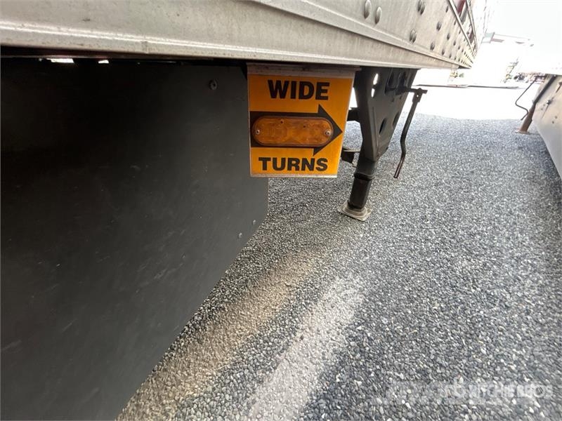 Utility VS2RA 53 ft x 102 in T/A Refrigerated Trailer Hladilne polprikolice