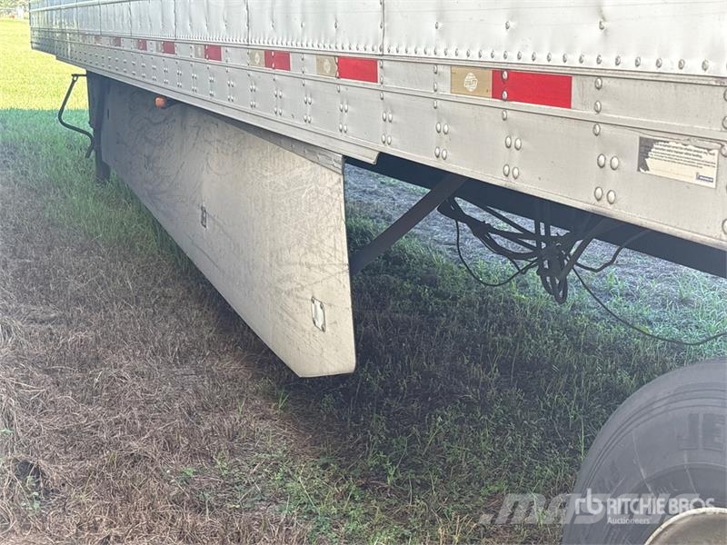 Utility VS2RA 53 ft x 102 in T/A Refrigerated Trailer Piekabes ar temperatūras kontroli