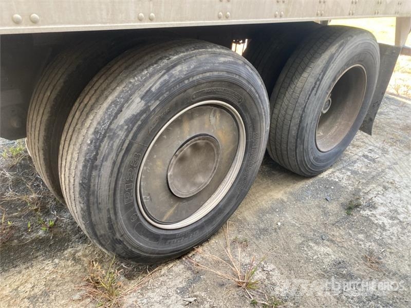 Utility VS2RA 53 ft x 102 in T/A Refrigerated Trailer Kylmä-/Lämpökoripuoliperävaunut