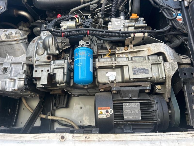 Utility VS2RA 53 ft x 102 in T/A Refrigerated Trailer Hladilne polprikolice