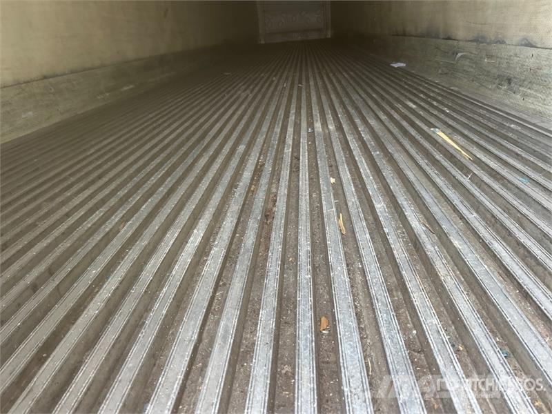 Utility VS2RA 53 ft x 102 in T/A Refrigerated Trailer Frysetrailer Semi