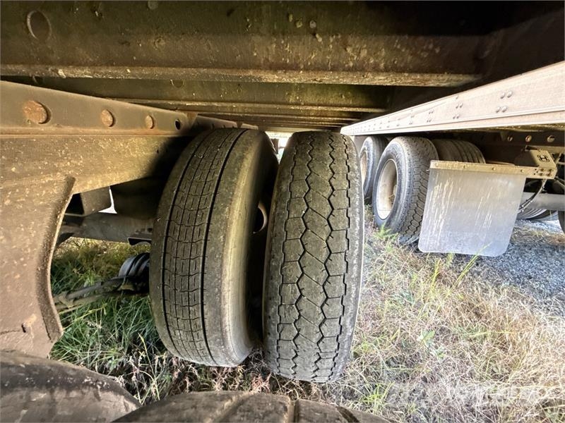 Utility VS2RA 53 ft x 102 in T/A Refrigerated Trailer 控溫式半拖車