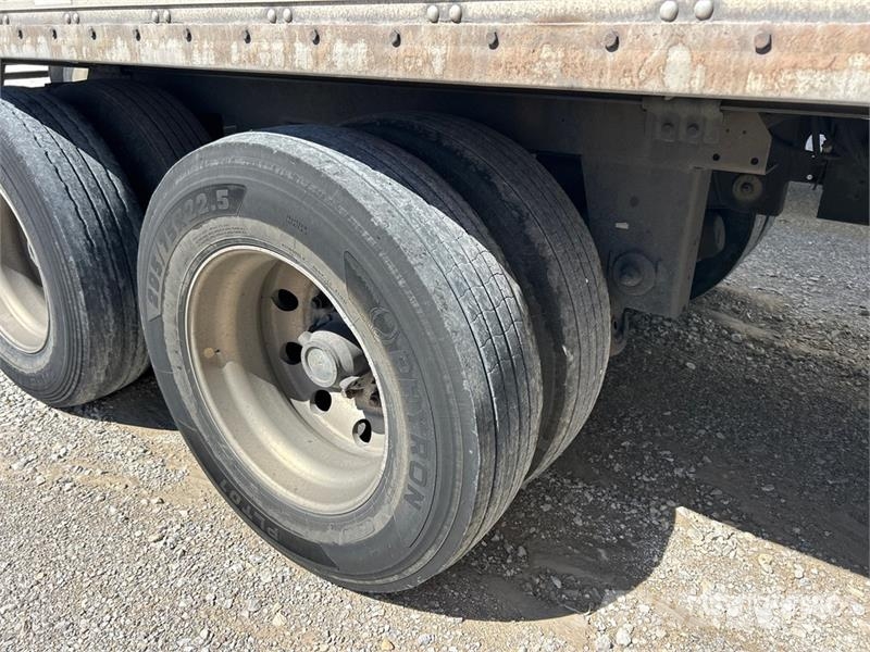 Utility VS2RA 53 ft x 102 in T/A Refrigerated Trailer 控溫式半拖車