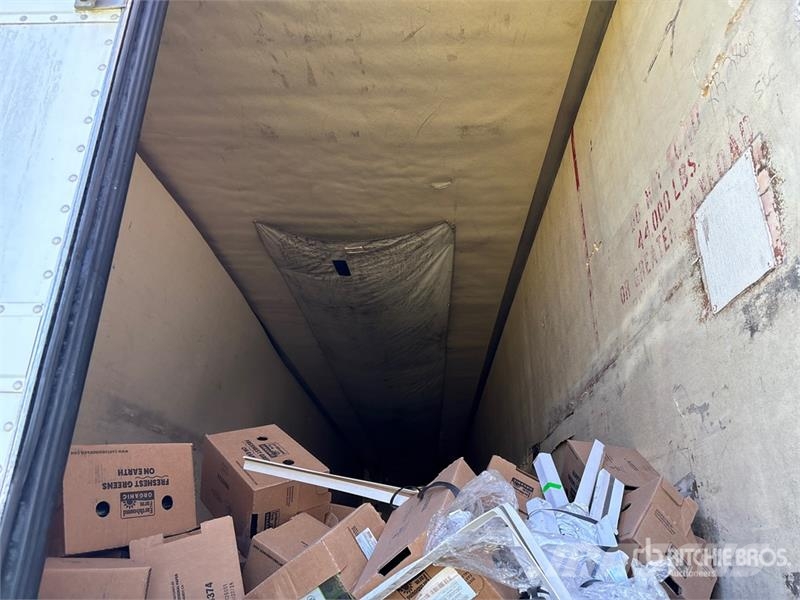 Utility VS2RA 53 ft x 102 in T/A Refrigerated Trailer Temperature controlled semi-trailers