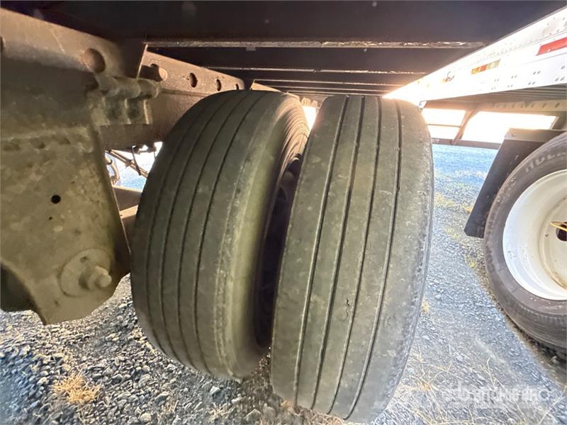 Utility VS2RA 53 ft x 102 in T/A Refrigerated Trailer Piekabes ar temperatūras kontroli