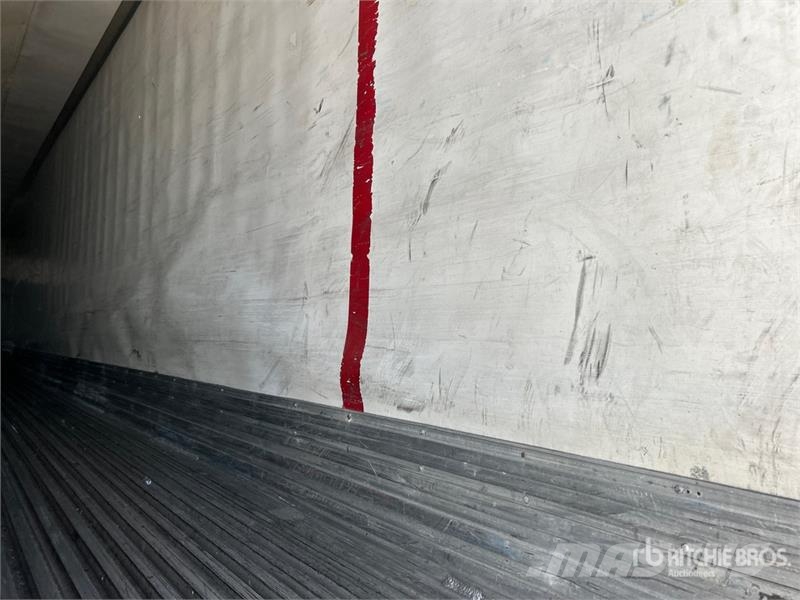 Utility VS2RA 53 ft x 102 in T/A Refrigerated Trailer Temperature controlled semi-trailers
