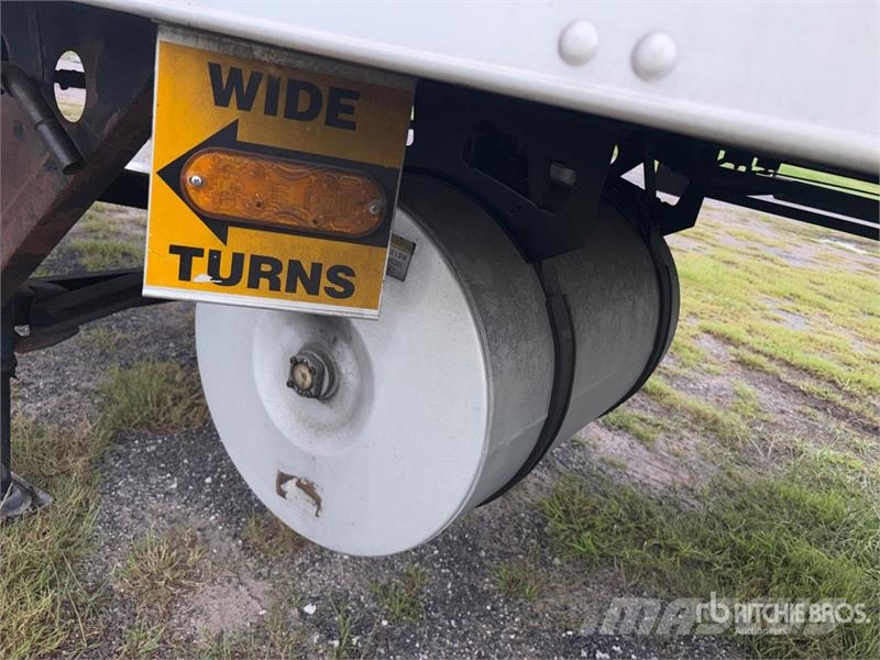 Utility VS2RA 53 ft x 102 in T/A Refrigerated Trailer Temperature controlled semi-trailers