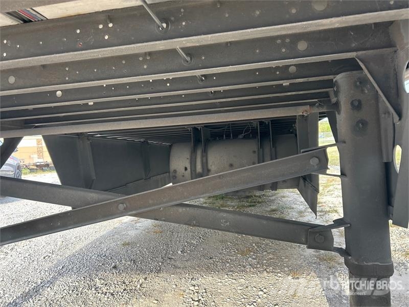 Utility VS2RA 53 ft x 102 in T/A Refrigerated Trailer Температурно-контролирани полуремаркета
