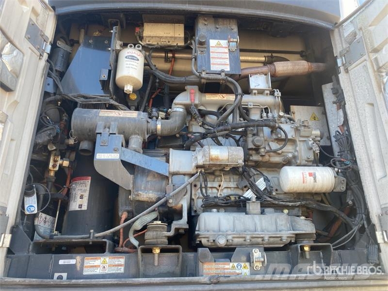 Utility VS2RA 53 ft x 102 in T/A Refrigerated Trailer Semirremolques de temperatura controlada