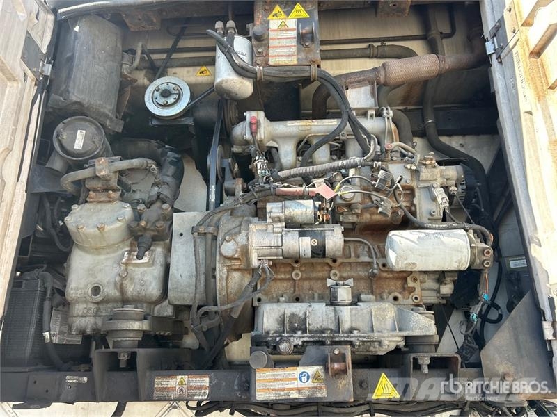 Utility VS2RAP 53 ft x 102 in T/A Refrigerated Trailer 保温半挂车