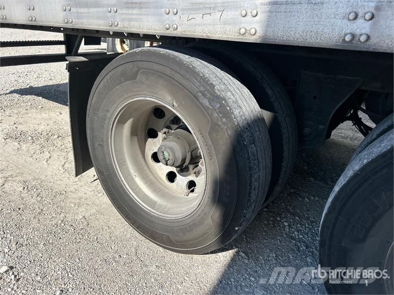 Utility VS2RAP 53 ft x 102 in T/A Refrigerated Trailer 保温半挂车