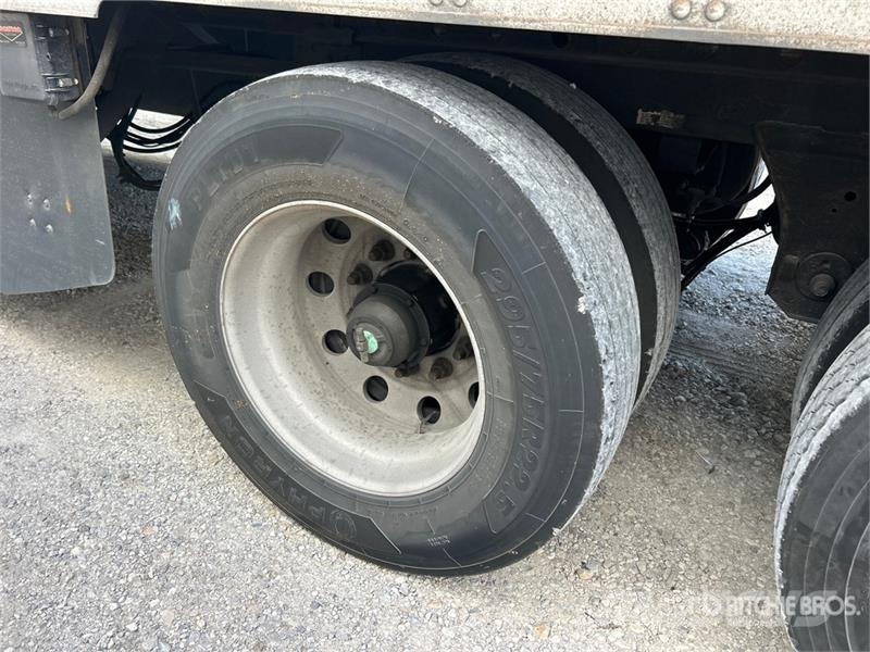 Utility VS2RAP 53 ft x 102 in T/A Refrigerated Trailer 保温半挂车