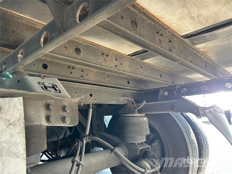 Utility VS2RAP 53 ft x 102 in T/A Refrigerated Trailer 保温半挂车