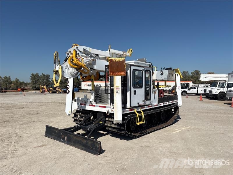  UTV Achiever Crawler Carrier Digger Derrick 건설 장비 - 기타