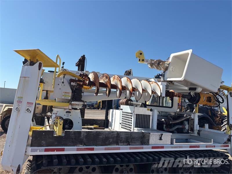  UTV Achiever Crawler Carrier Digger Derrick 건설 장비 - 기타