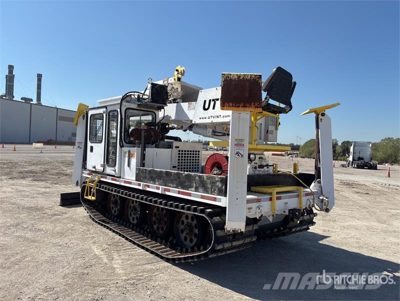 UTV Achiever Crawler Carrier Digger Derrick 건설 장비 - 기타