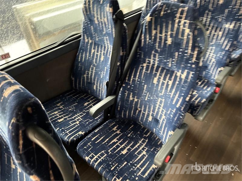 Van Hool Transit Bus T2100 6x2 60-Seat Coach Туристичні автобуси