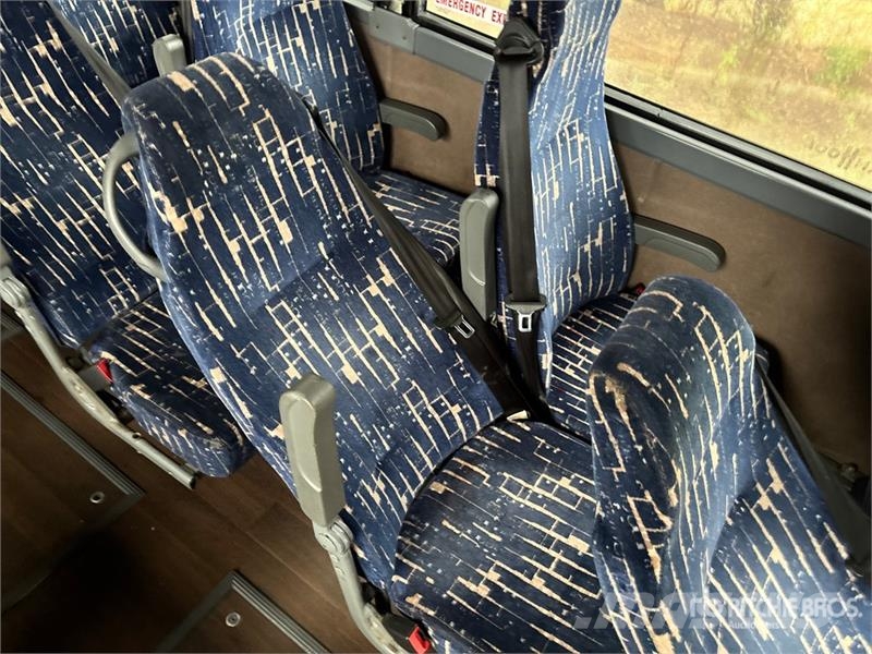 Van Hool Transit Bus T2100 6x2 60-Seat Coach Туристичні автобуси