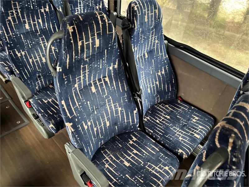 Van Hool Transit Bus T2100 6x2 60-Seat Coach Туристичні автобуси