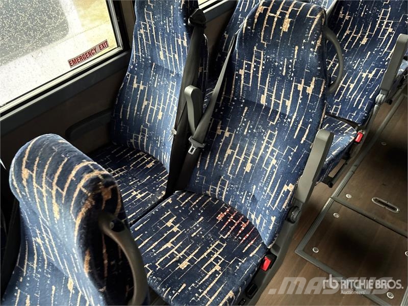 Van Hool Transit Bus T2100 6x2 60-Seat Coach Туристичні автобуси