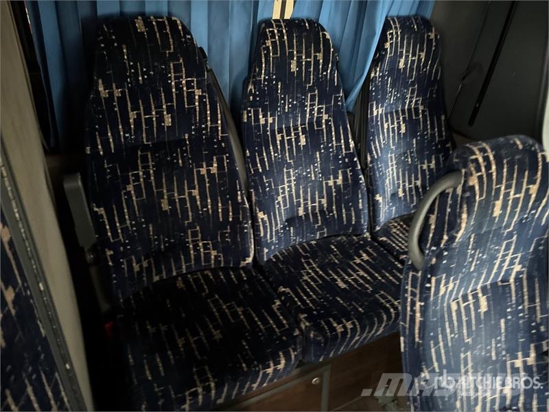 Van Hool Transit Bus T2100 6x2 60-Seat Coach Туристичні автобуси