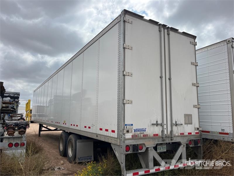 Vanguard 53 ft x 102 in T/A Van Trailer Furgons
